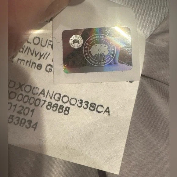 Canada Goose Regeneration Freestyle Vest - Picture 12 of 14